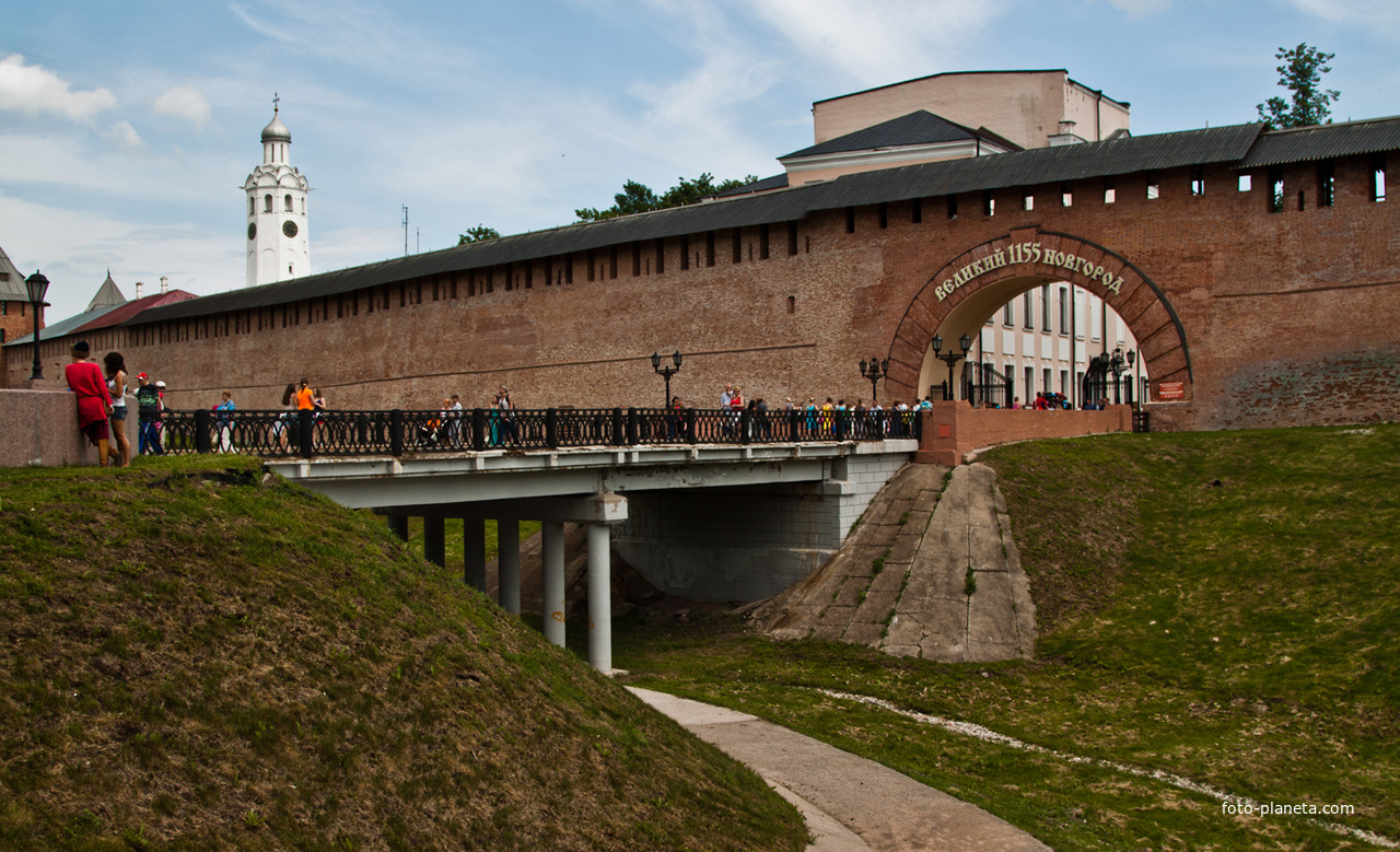 Мост к Кремлю