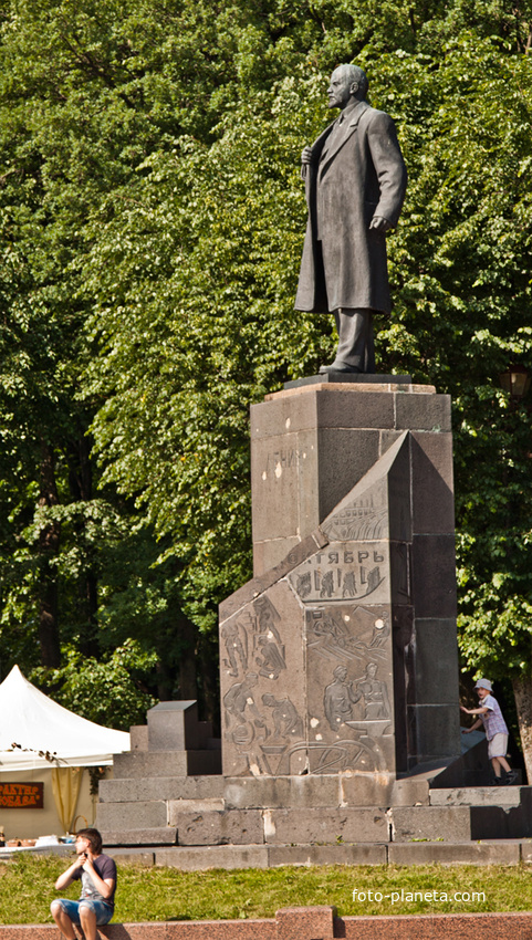 Памятник Ленину В.И.