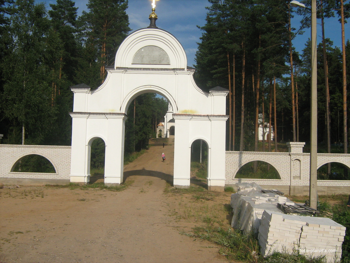 Свято-Ксеньевская церковь.