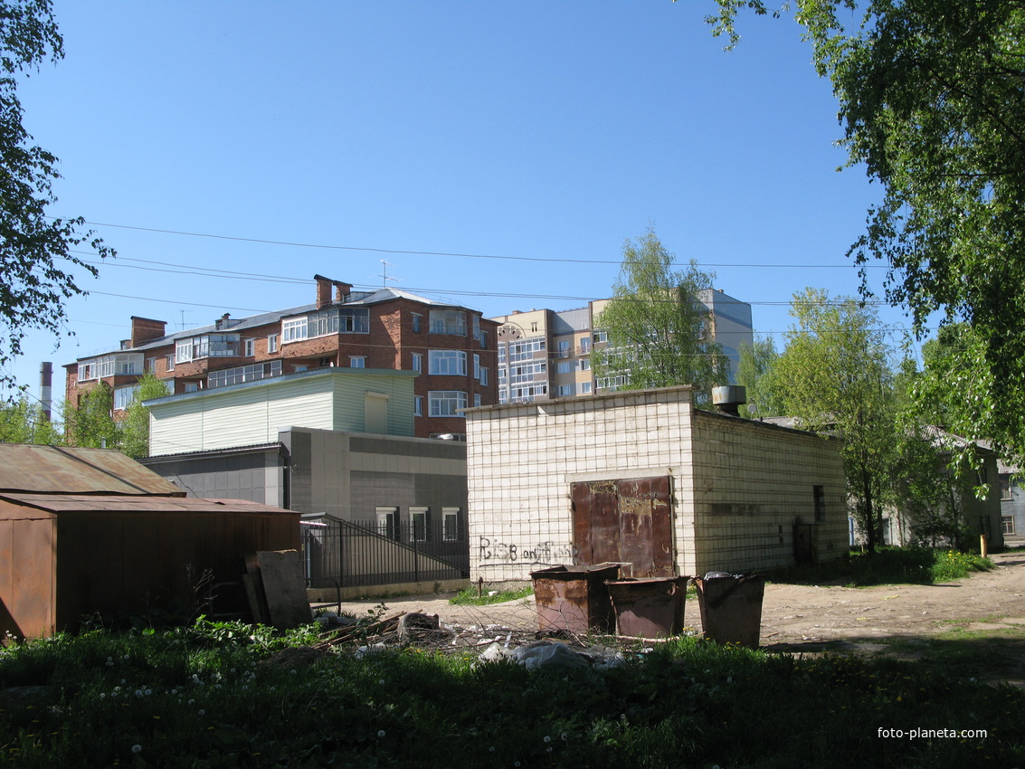 Сыктывкар 2014 - ул. Орджоникидзе