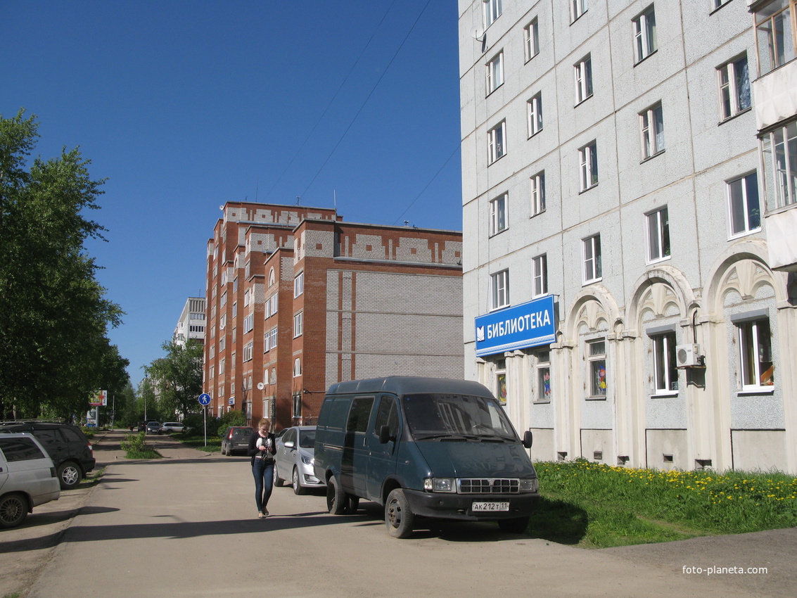 Сыктывкар октябрьский проспект. Октябрьский проспект Сыктывкар. Октябрьский проспект 122 Сыктывкар. Октябрьский проспект 146 Сыктывкар. Октябрьский проспект 118/1 Сыктывкар.