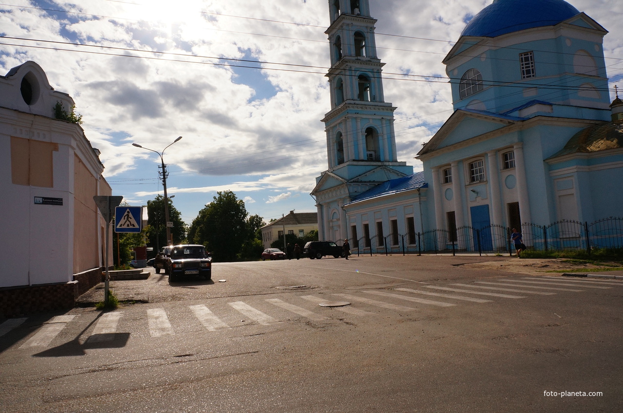 Россия каширское. Введенская Церковь Кашира. Введенского храма г. Кашира. Введенская Церковь Кашира Википедии. Кашира площадь.