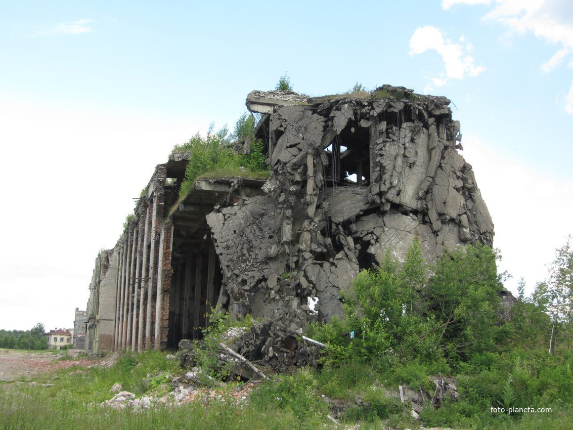 Саперный, руины завода Ленспиртстрой