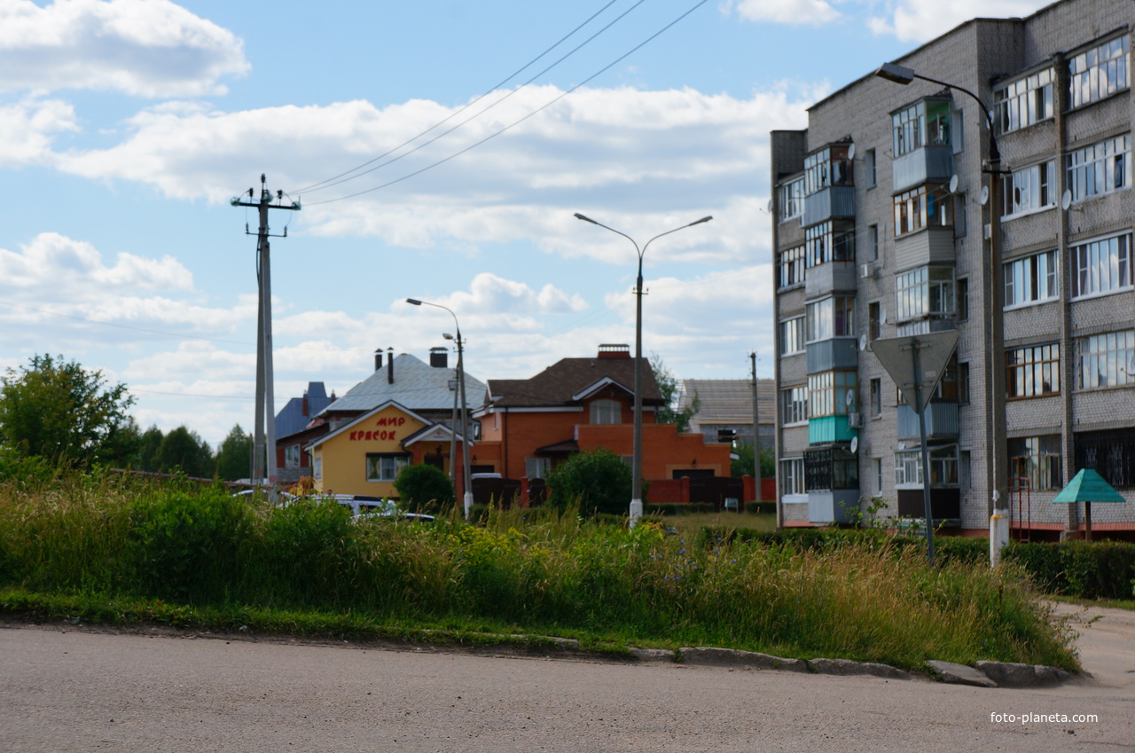 Город бус. Поселок ожерелье Московская область Каширский район. Кашира Московская область, ожерелье. Город ожерелье Каширский район. Кашира город ожерелье.