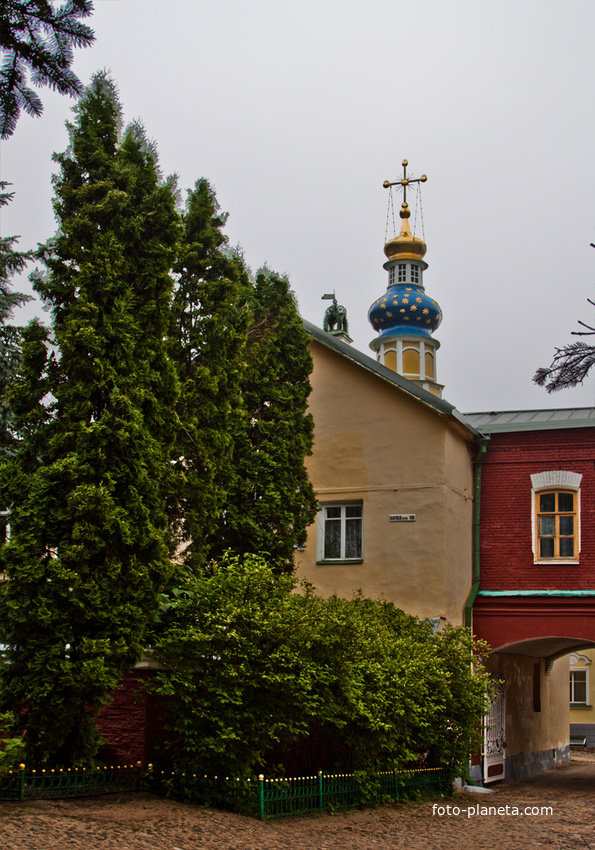 Лазаревская церковь.