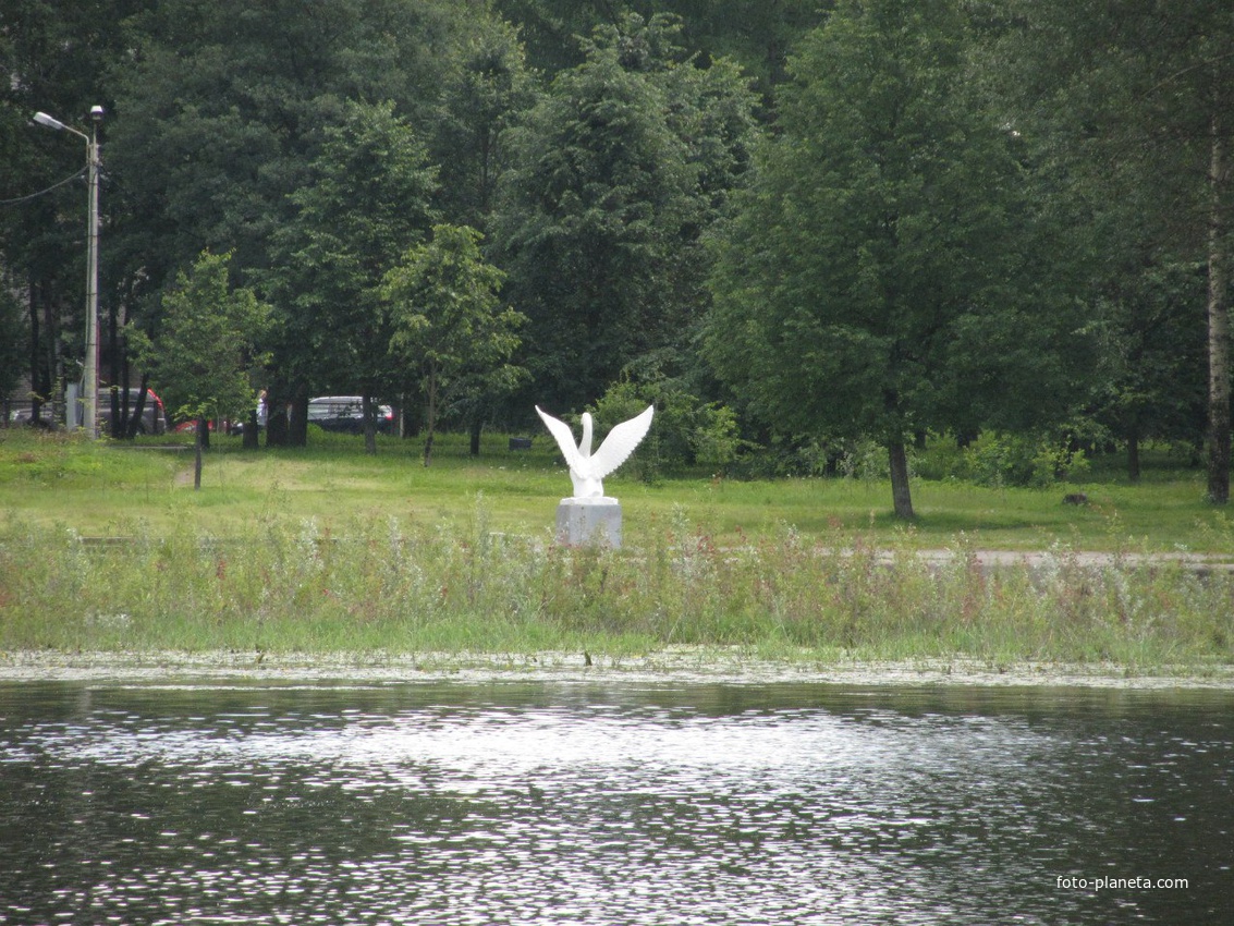 Колпино, символ города Колпица (лебёдушка)