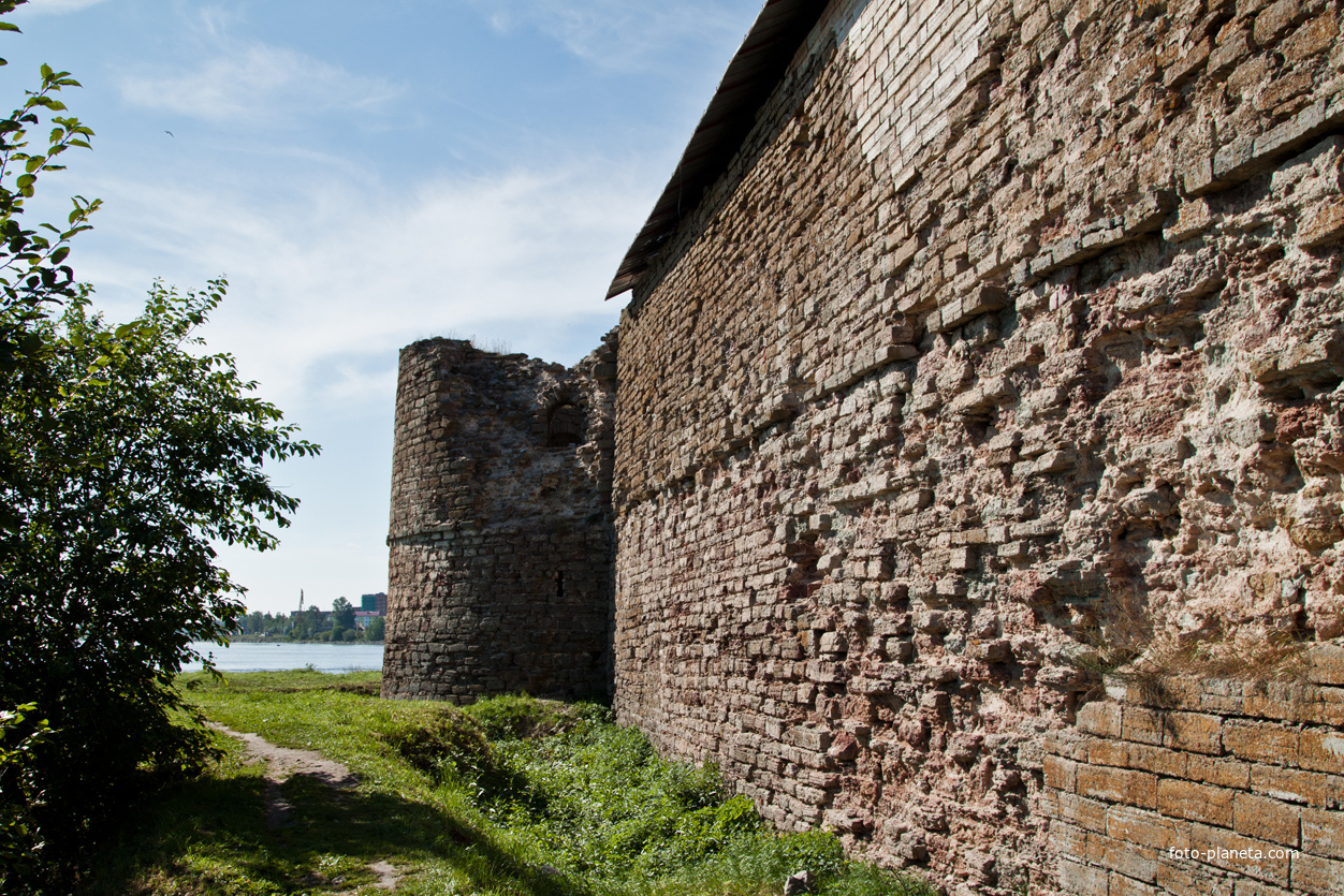 Вид на Флажную башню