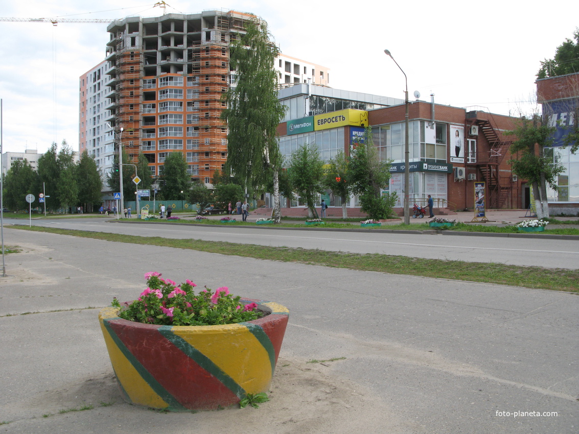 Эжва сыктывкар. Эжвинский район города Сыктывкара. Микрорайон Эжва Сыктывкар. 3 Микрорайон Эжва. Эжвинский район 13 км Сыктывкар Эжва.