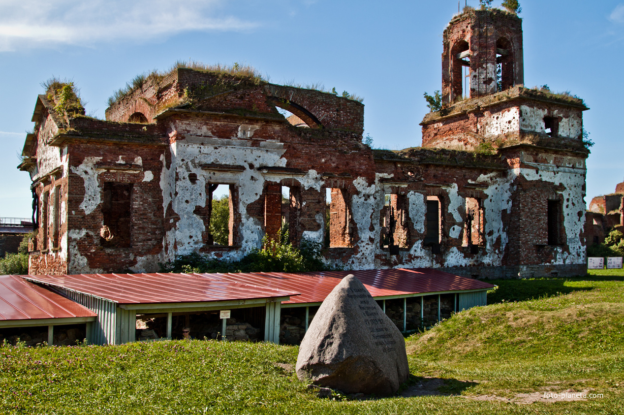 Руины церкви Святого Иоанна Предтечи в крепости