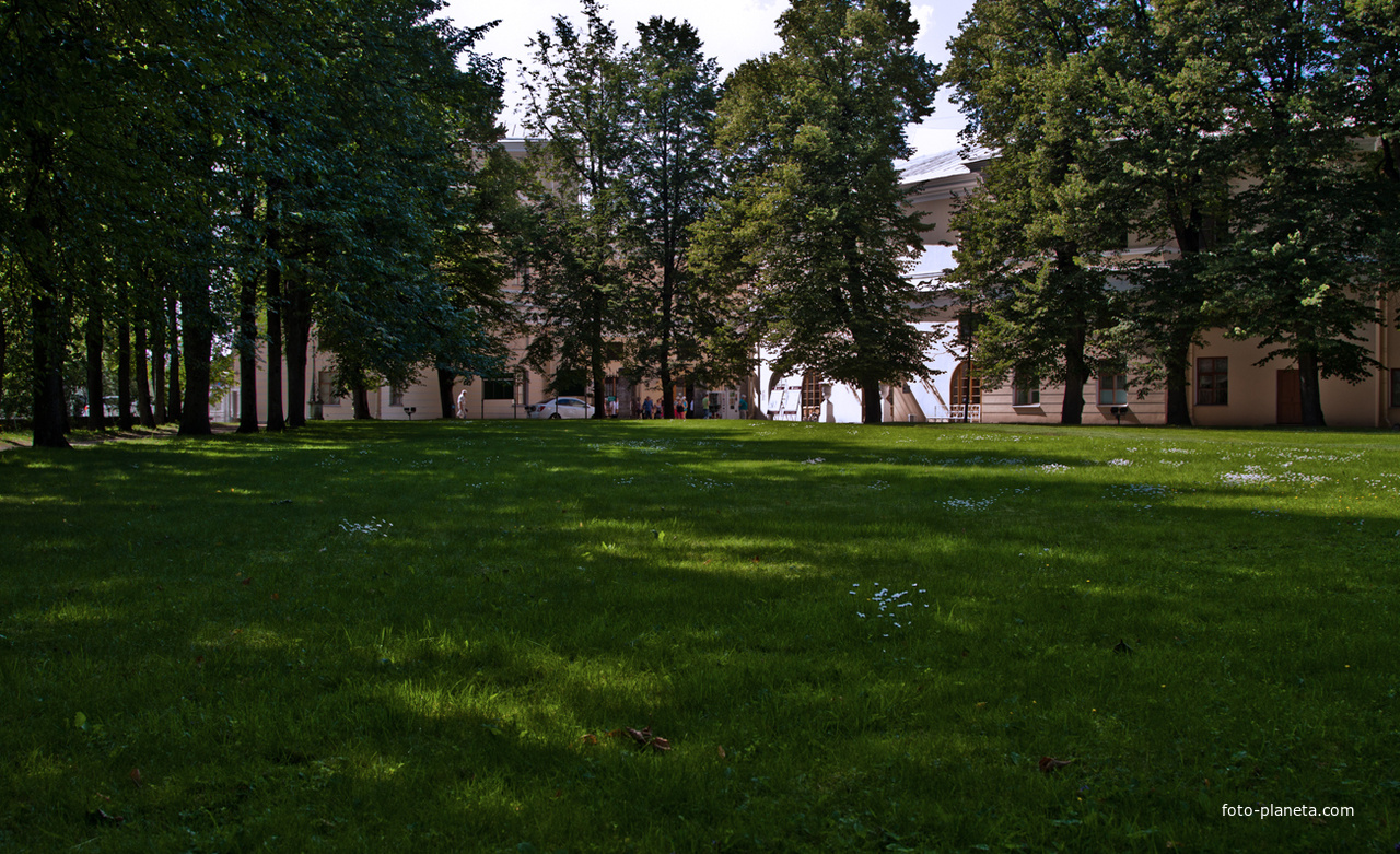 Павловский парк