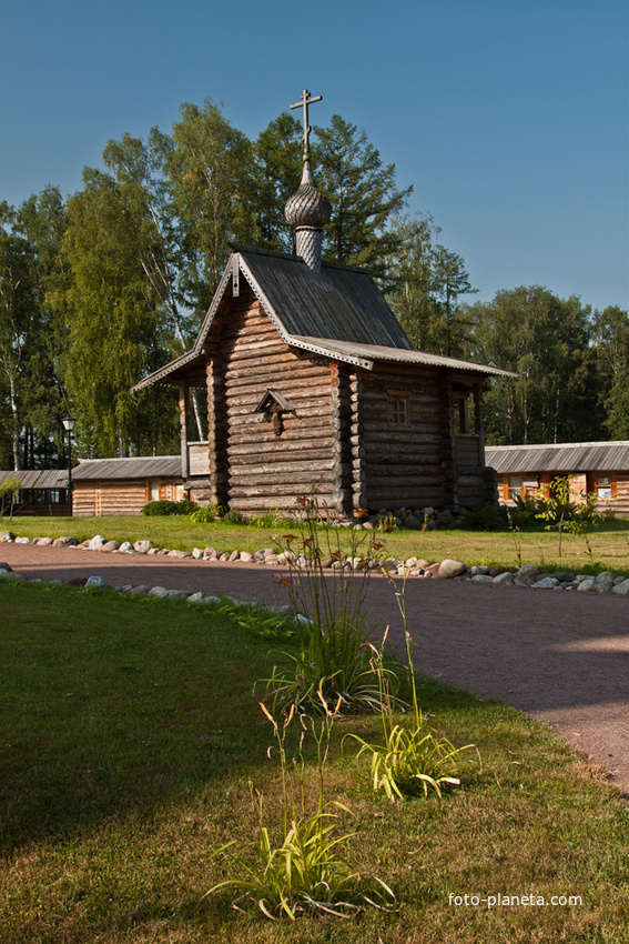 Часовня в храмовом комплексе