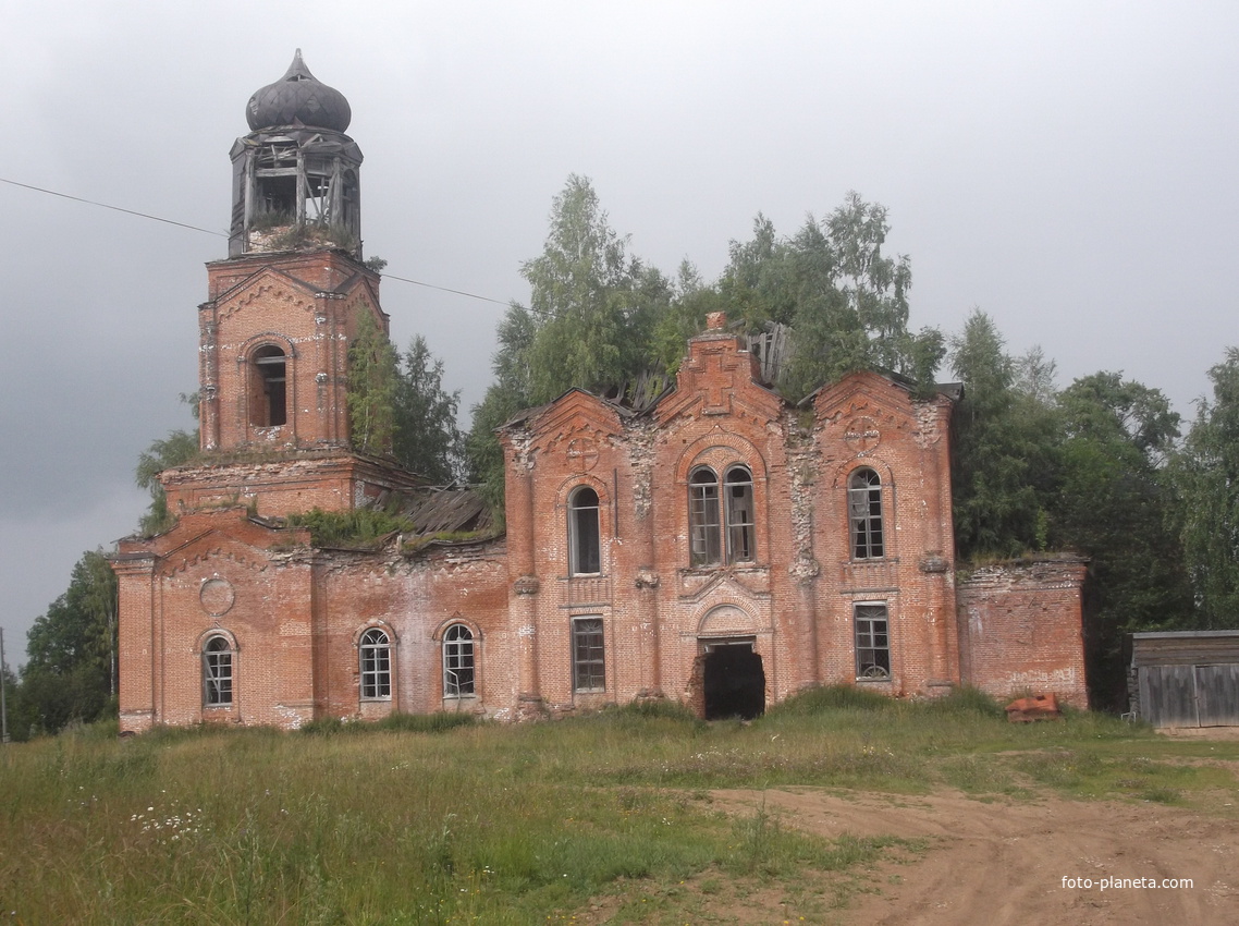 Церковь в селе Николаево