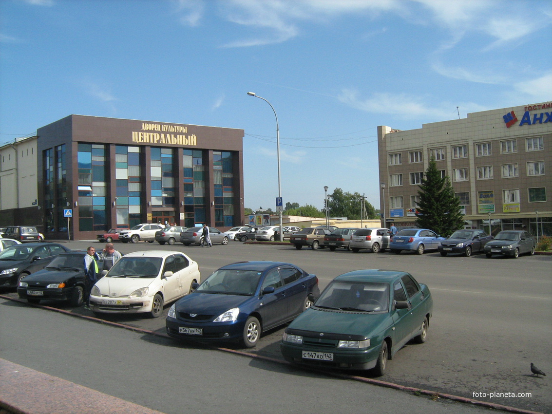 ДК и гостиница (ул. Ленина)