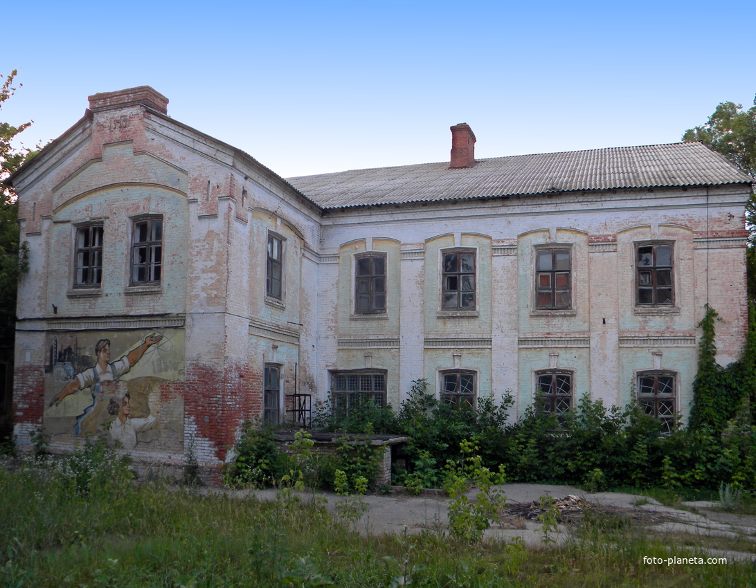 Промышленное здание в городе Шебекино