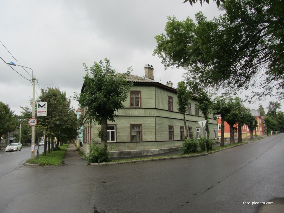 Гатчина, ул. Горького