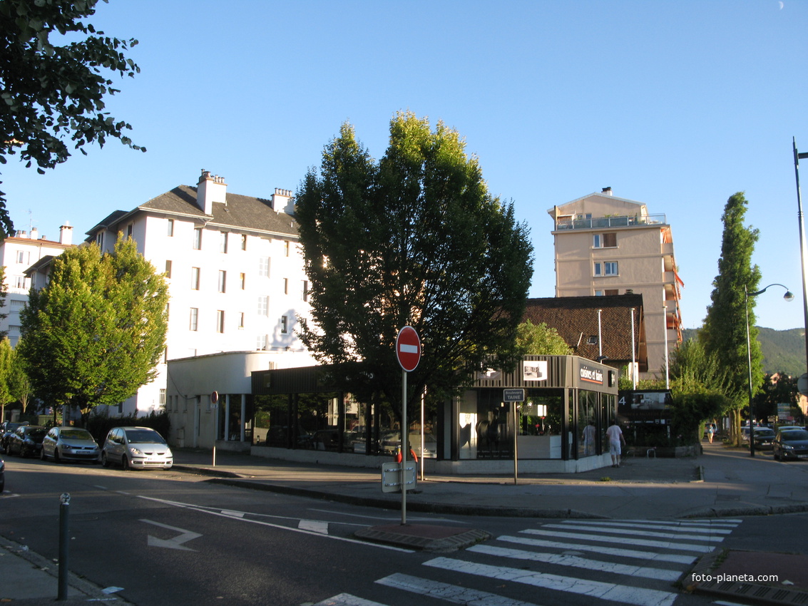 Annecy 2014 - Avenue de Brogny