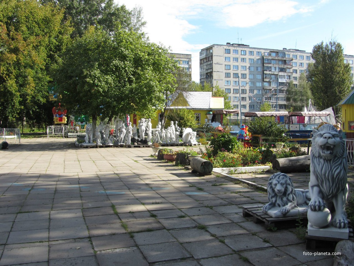 Парк аттракционов - Анюта