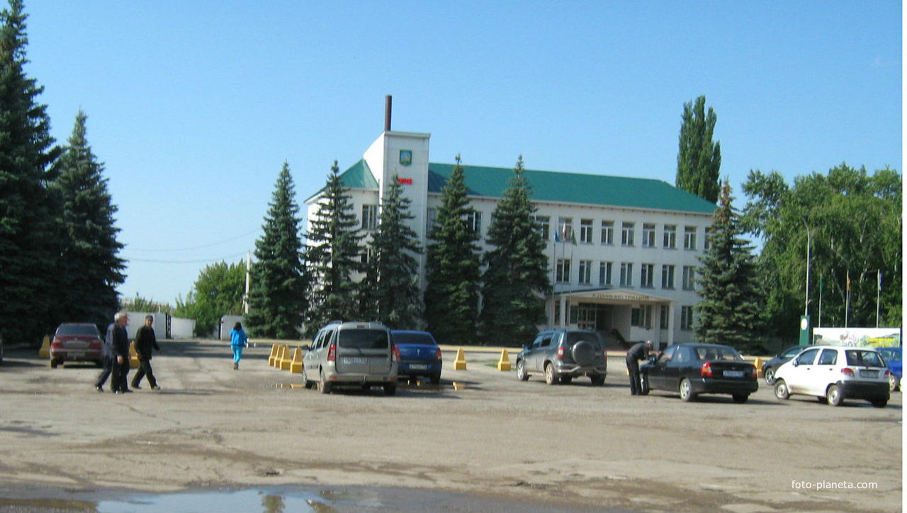 Здание администрации Альшеевского района