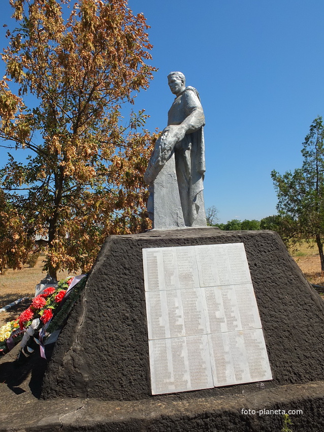 памятник павшим воинам в ВОВ