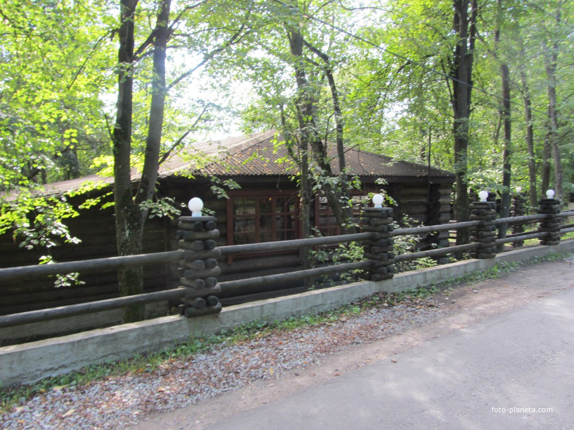 ул. Комсомоловка, кафе