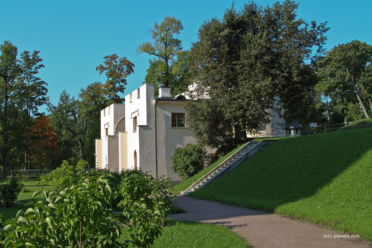 Башня - руина