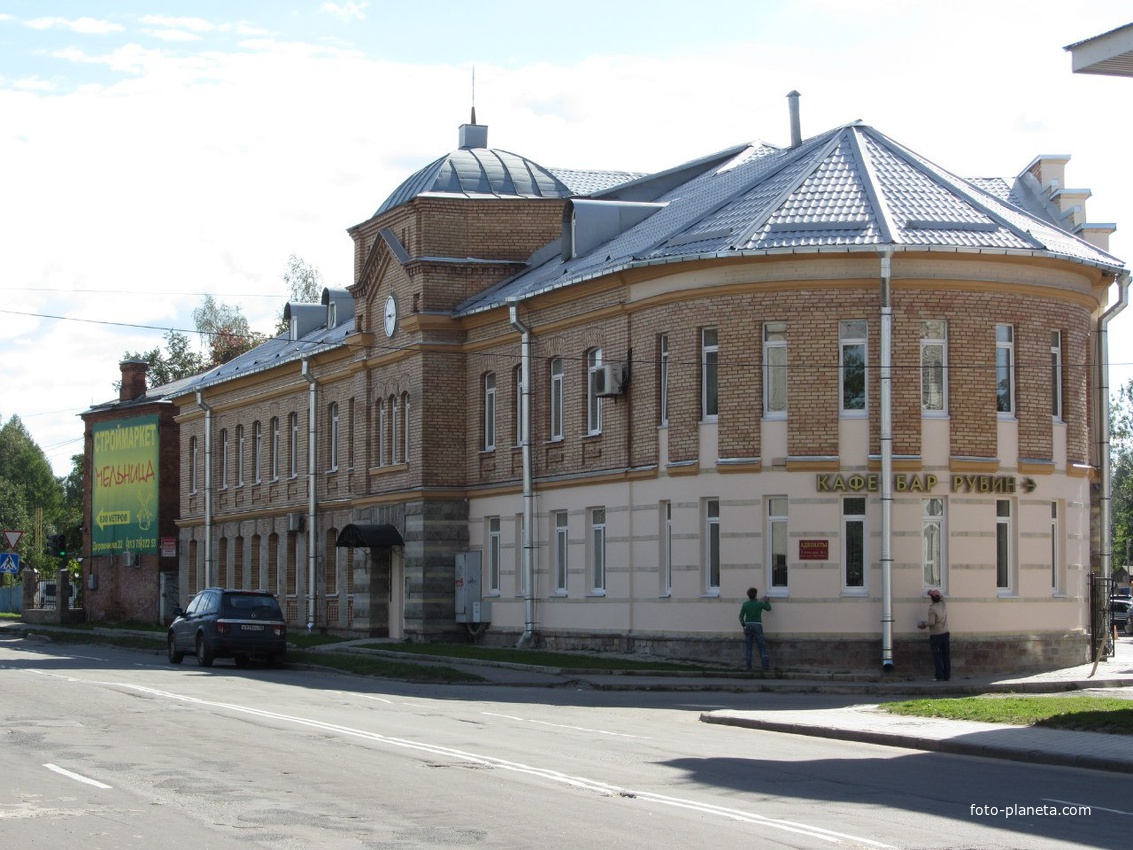 Октябрьская улица, кафе-бар Рубин