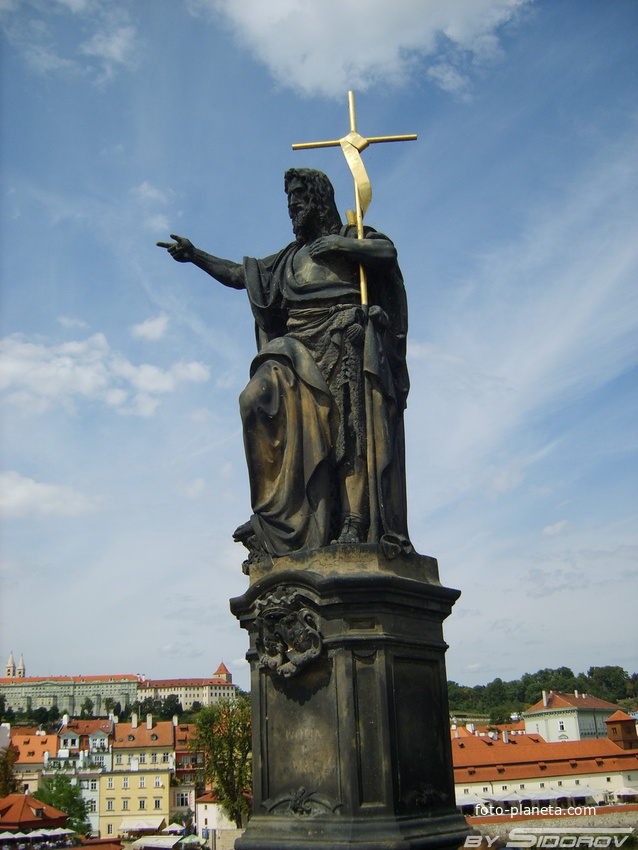 Статуя на Карловом мосту