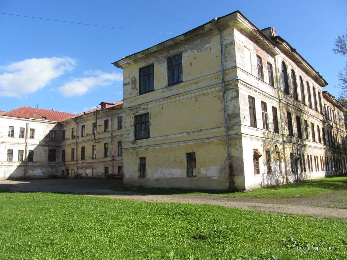 улица Чкалова, Гатчина, старая общеобразовательная школа 1899г