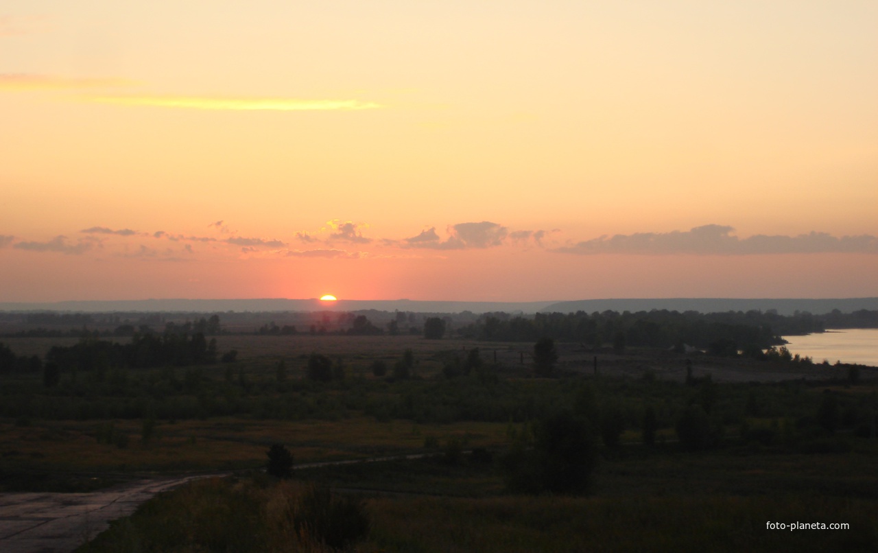 Вид из Бетьков на окружающую местность