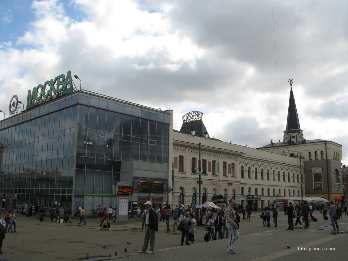Ярославский и ленинградский вокзал