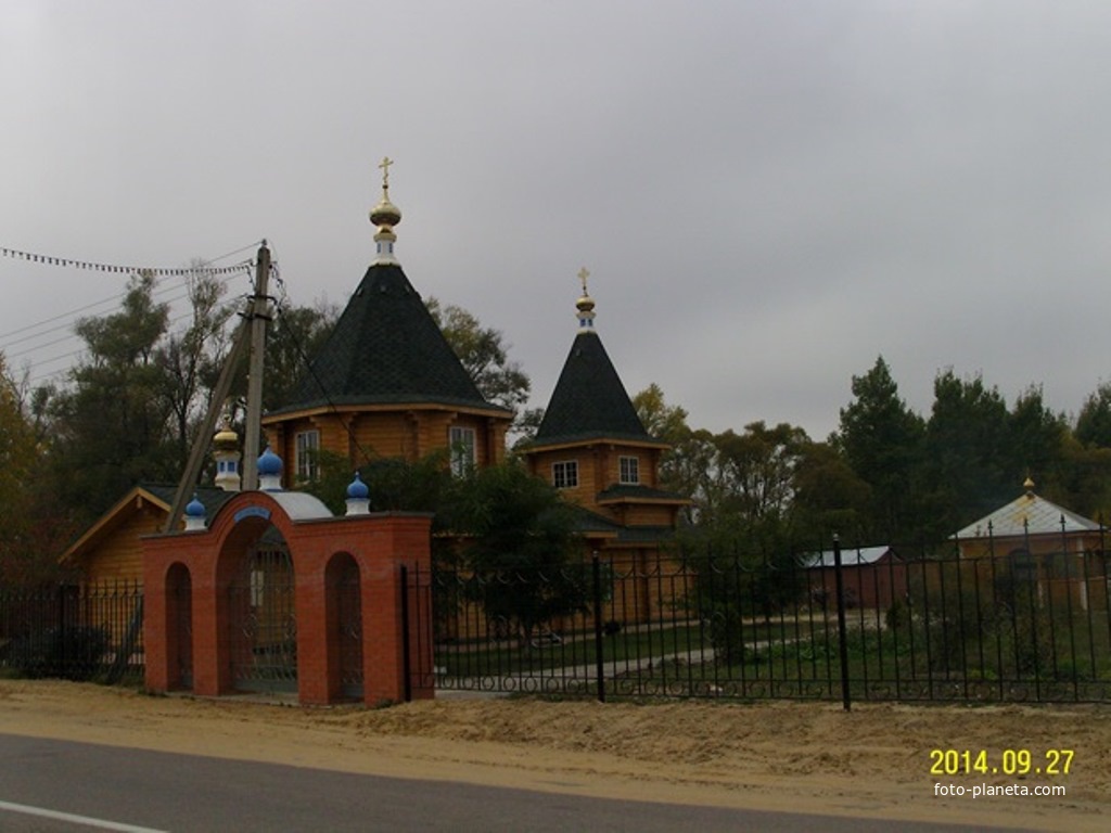 Михаило-Архангельский новый храм в селе Пышлицы