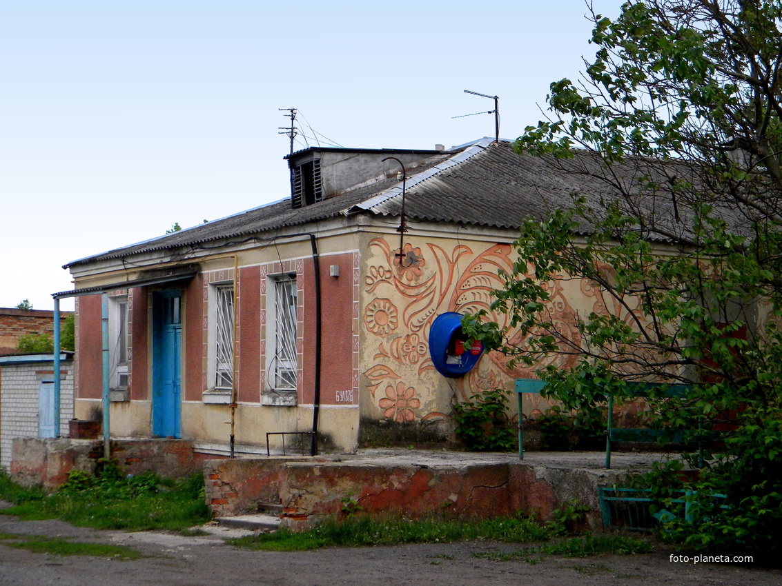Погода в булановке шебекинского. Булановка Шебекинский район. Село Артельное Шебекинский район. Артельное Белгородская область. Памятник в селе Булановка.