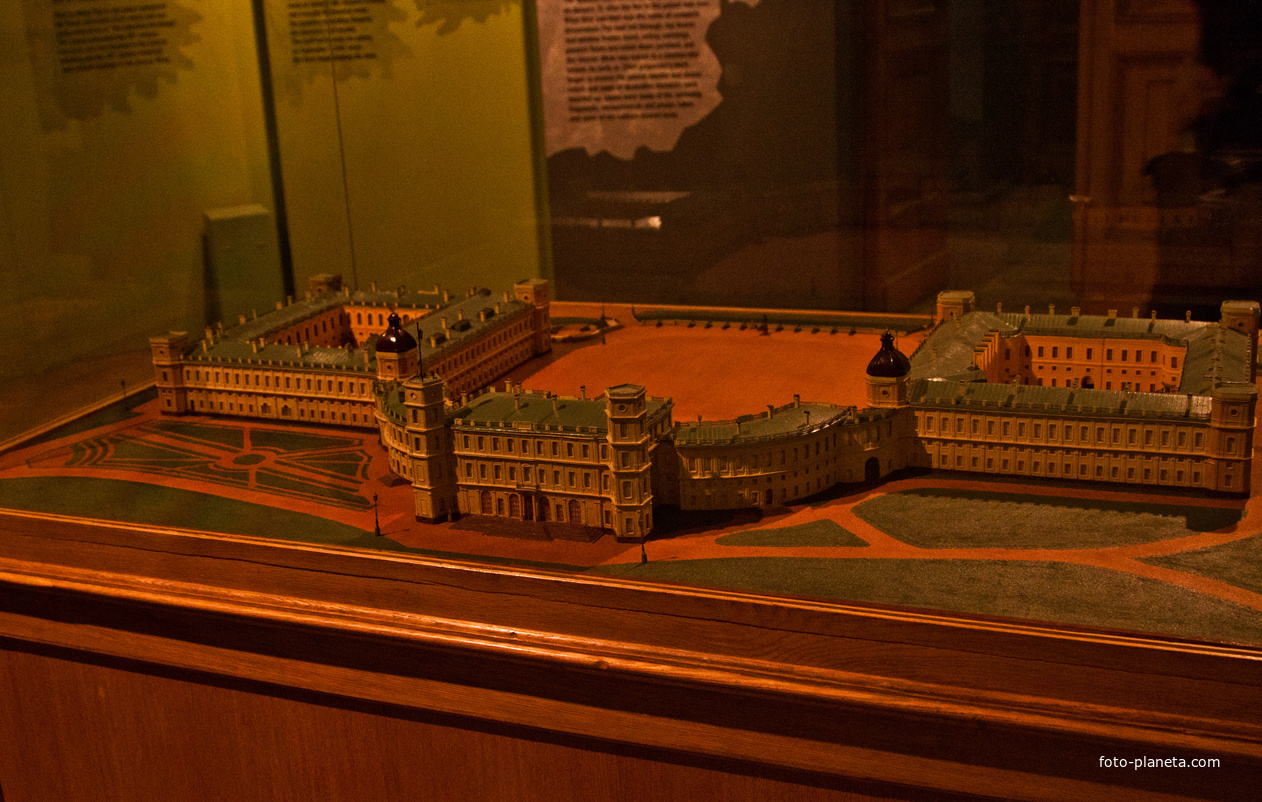 Макет первого варианта Гатчинского дворца