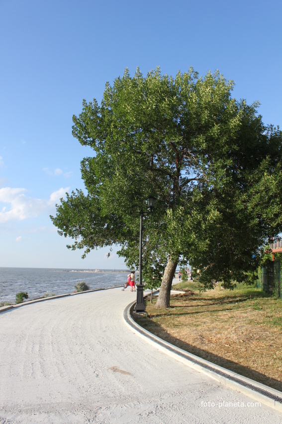 Ейск. Центральная набережная.