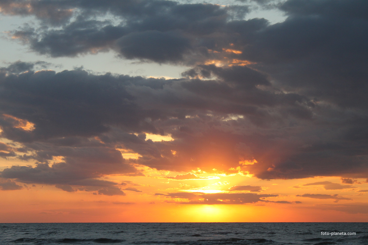 Ейск. Закат на море.