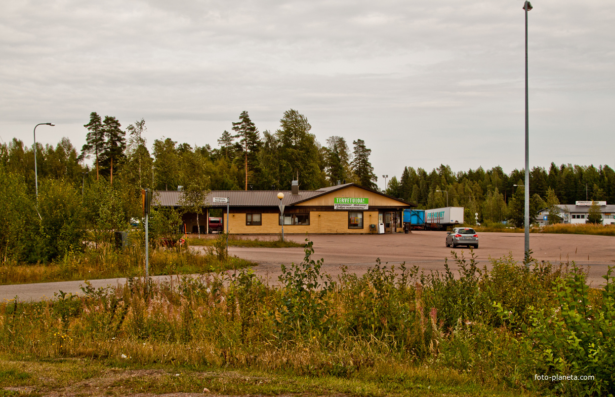 Магазин на окраине