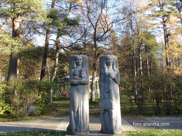 Декоративная скульптура в Зеленогорском парке