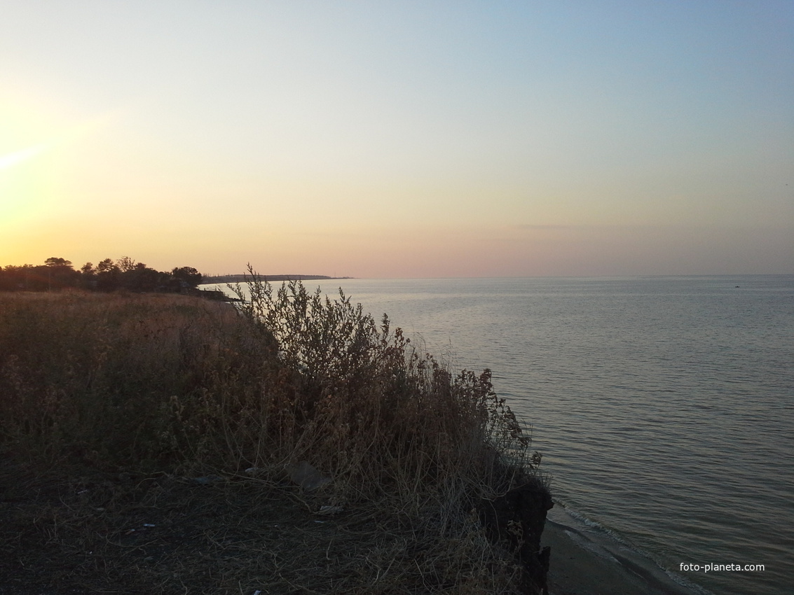 Вид на Таганрогский залив   Осень