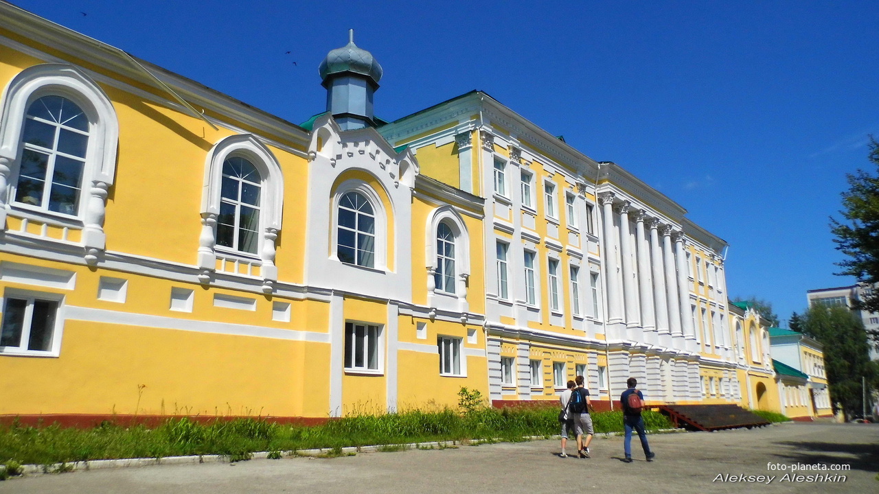 г. Пенза, архиерейский дом, построен в конце XVIII века для Пензенского  наместника. | Фотопланета