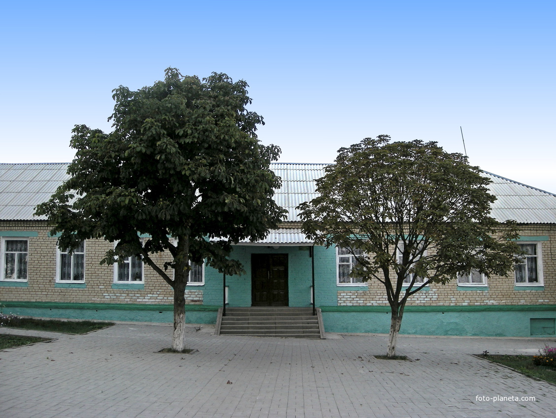 Школа села  Лаптевка