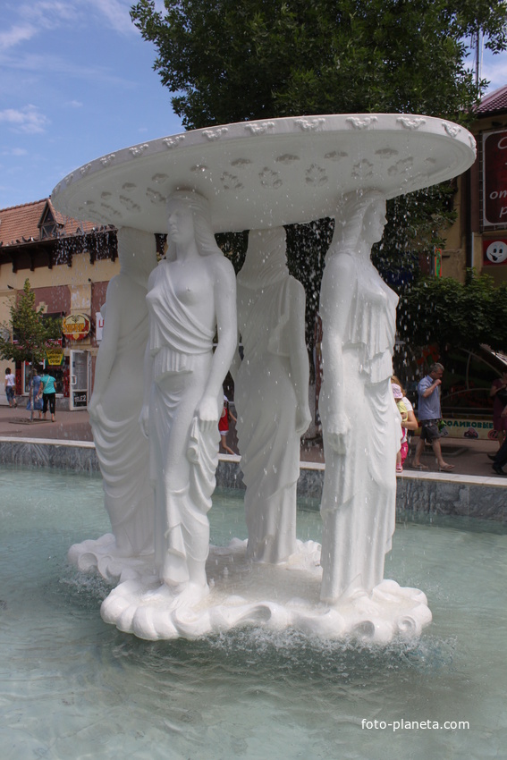 Ейск. Фонтан на ул. Свердлова.