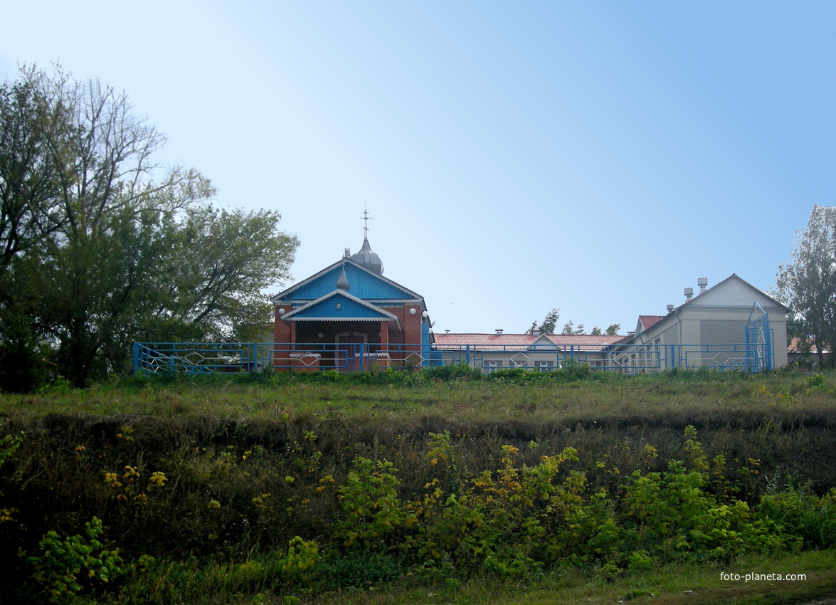 Церковь Иоанна Богослова в селе Долгое