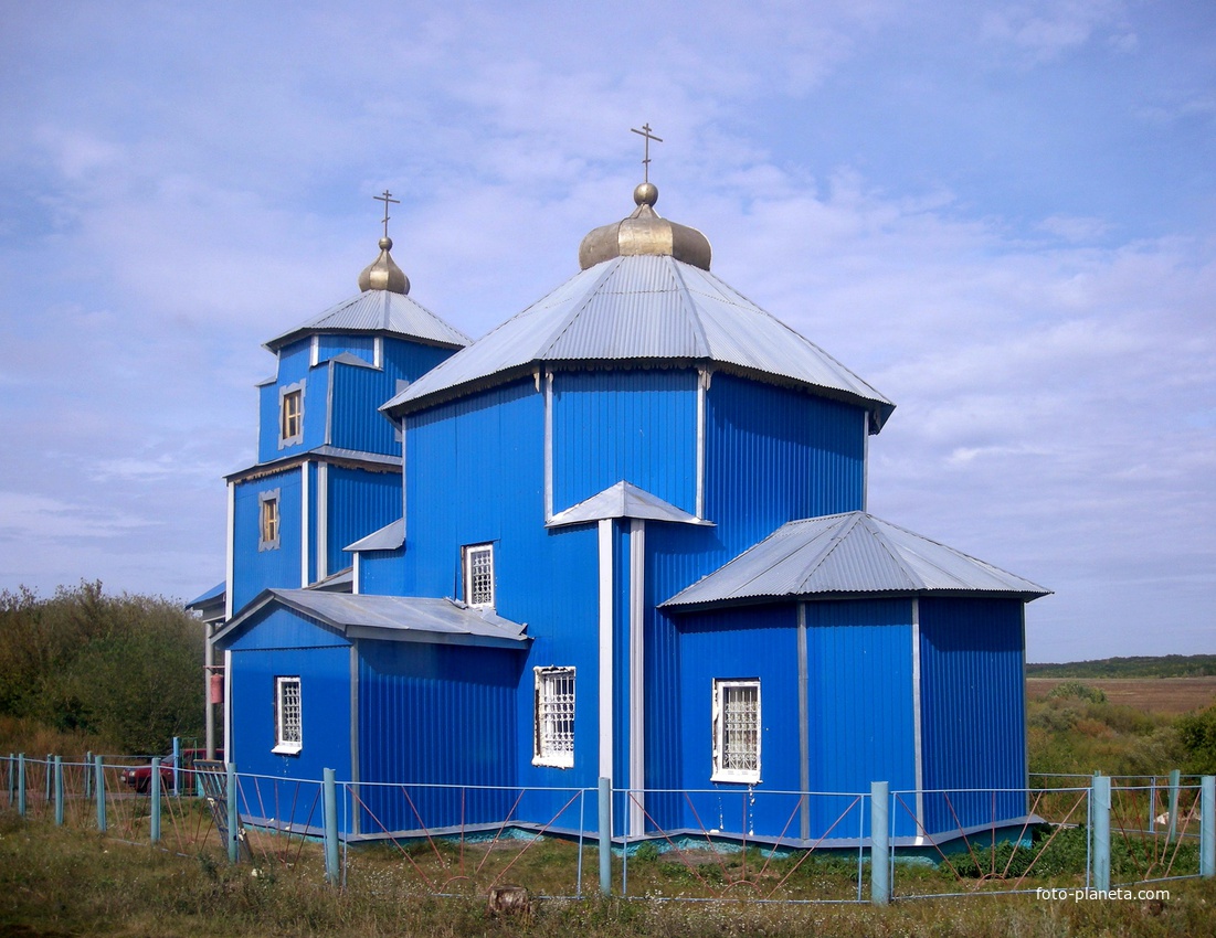 Покровская старообрядческая церковь в селе  Ровны