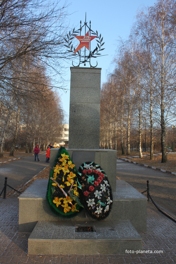 Северный. Памятник защитникам Отечества.