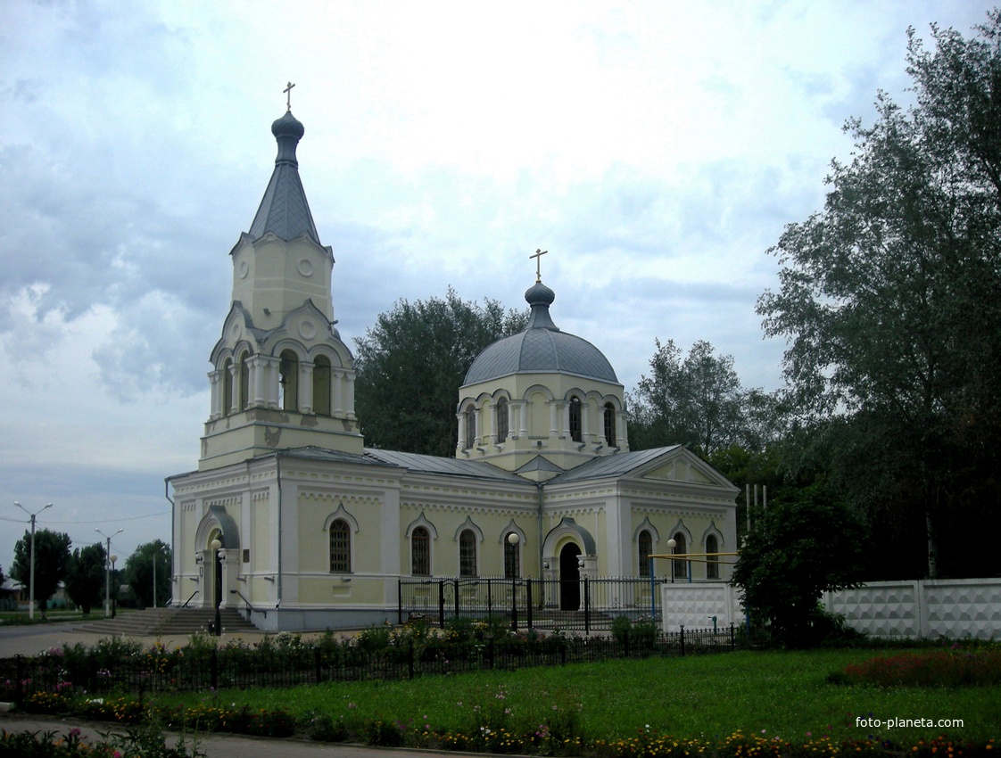 Предтеченская церковь в поселке Уразово