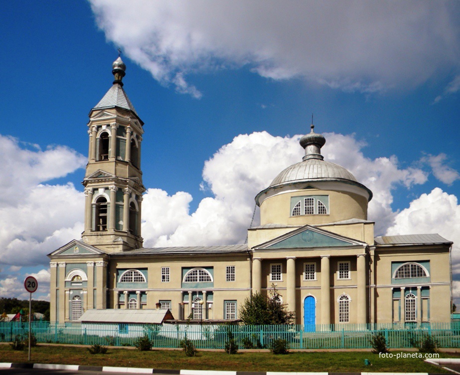 Уразово белгородская. Уразово Церковь иконы Божией матери Знамение. Церковь иконы Божией матери Знамение Белгородская область. Храм иконы Божьей матери «Знамение» села Уразово. Уразово Валуйский район.