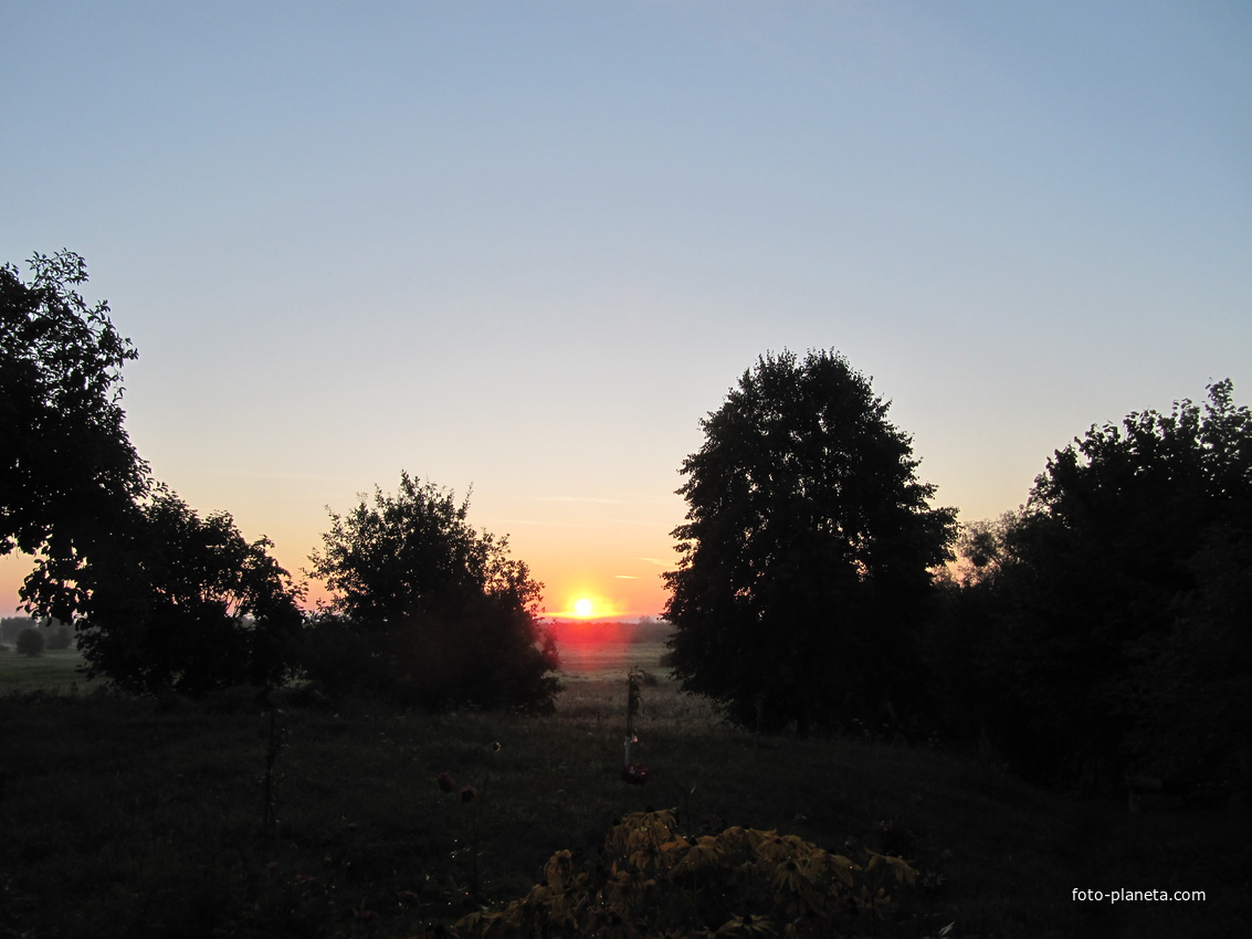 Первые лучи солнца.