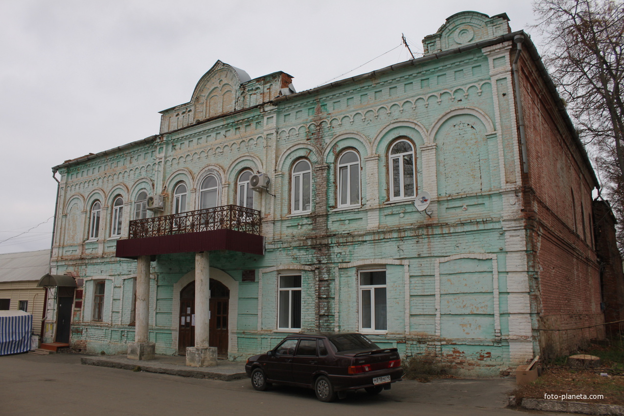 Обоянь. Районный дом пионеров и школьников.