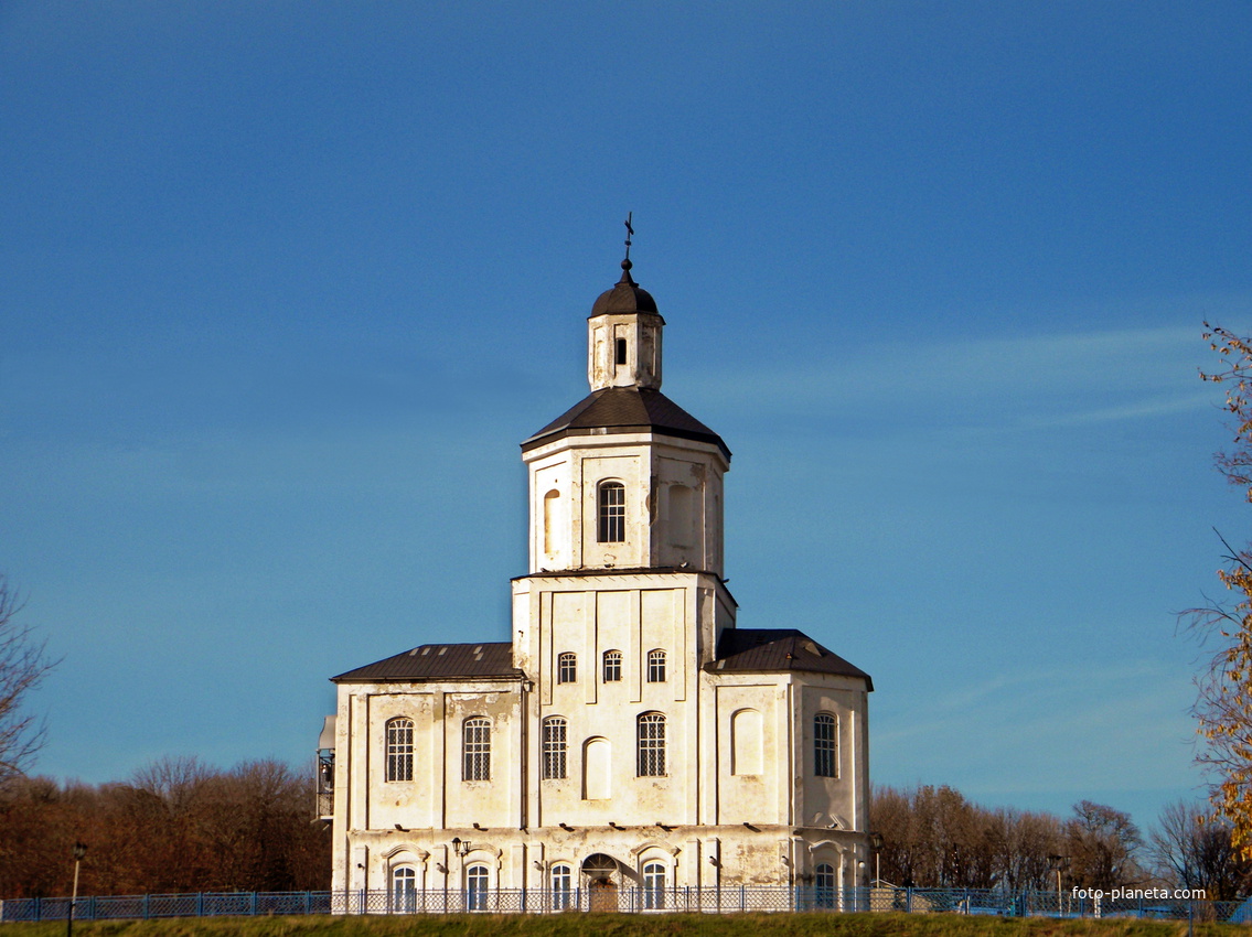 Покровский храм в селе Старая Безгинка