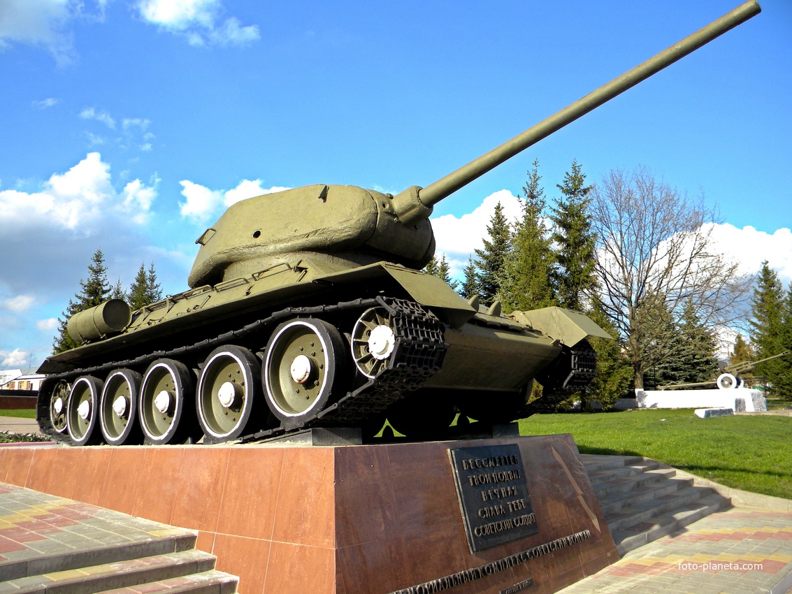 Мемориал Воинской Славы в селе Верхопенье